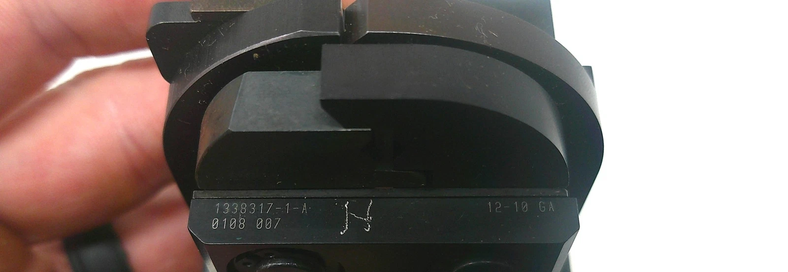 1338317-1 Crimp Head Engraved Mfg. AMP/TE Cond. New Surplus - Image 2