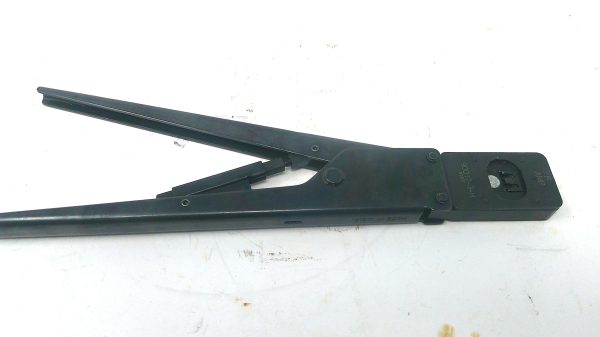90017-3  Crimp Tool  Mfg. TE Connectivity AMP Condition: Used