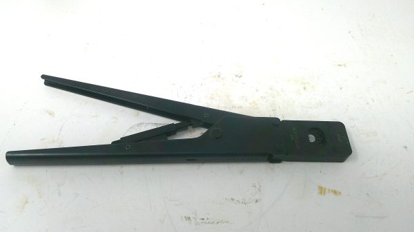 90013-2  Crimp Tool  Mfg. TE Connectivity AMP Condition: Used