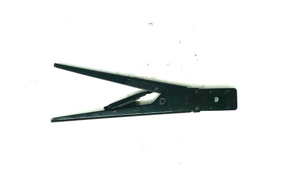 90005-1 Crimp Tool  Mfg. TE Connectivity AMP Condition: Used