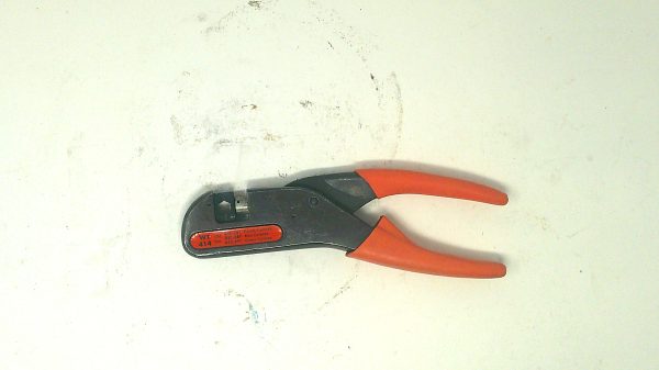 WT414 Crimp Tool Mfg: Thomas & Betts Condition: Used