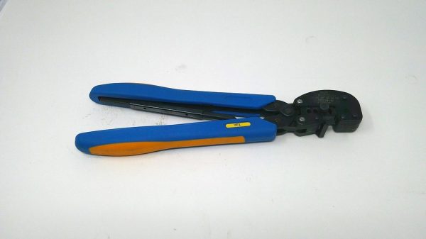 59239-4 Crimp Tool  Mfg. TE Connectivity AMP Condition: Used