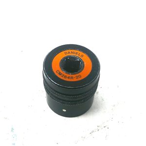 CM264R-20  Adaptor Tool  Mfg: Daniels  Condition: Used