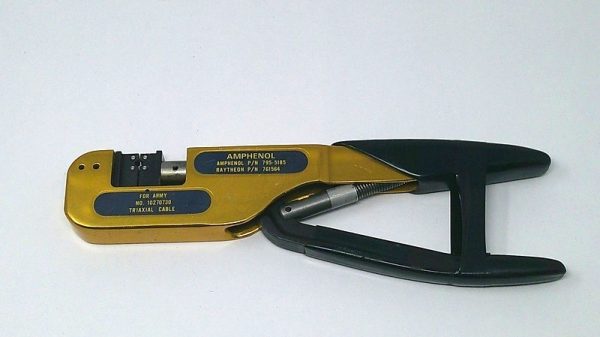 795-5185 Crimp Tool Mfg.: Amphenol Condition: Used