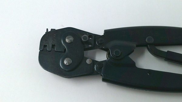 90124-2 Crimp Tool Mfg. TE Connectivity AMP Condition: New Surplus - Image 2