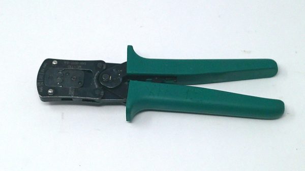 WC-110 Crimp Tool Mfg.: JST Condition: Used