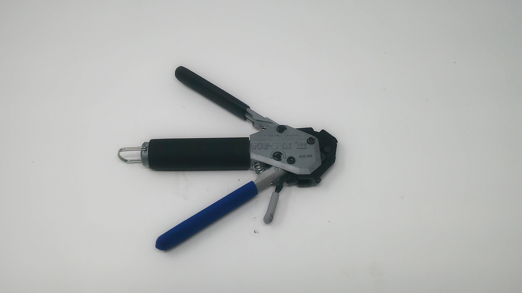 600-061 A30199 1/8"Banding Tool Mfg: Glenair Band-It Condition: New Surplus - Image 3