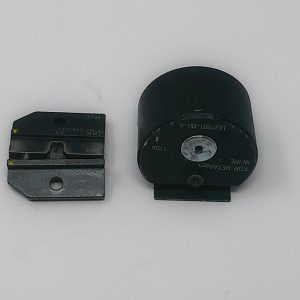 1631902-00-A 1631901-00-A Crimp Die Mfg. Rennsteig Condition: Used
