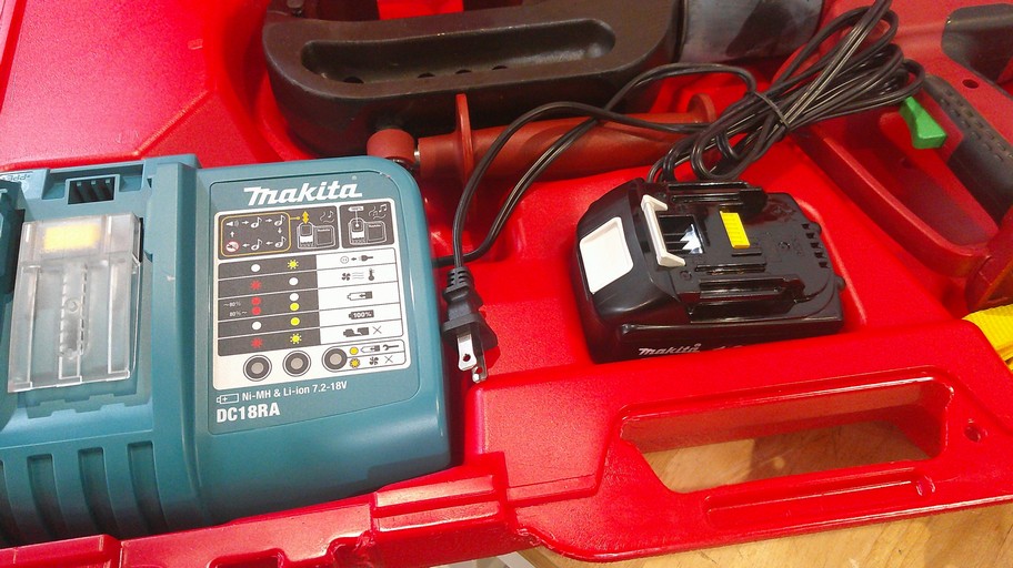 PAT46LI Hydraulic 15 Ton Crimp Tool Mfg: Burndy Condition: New Surplus - Image 3