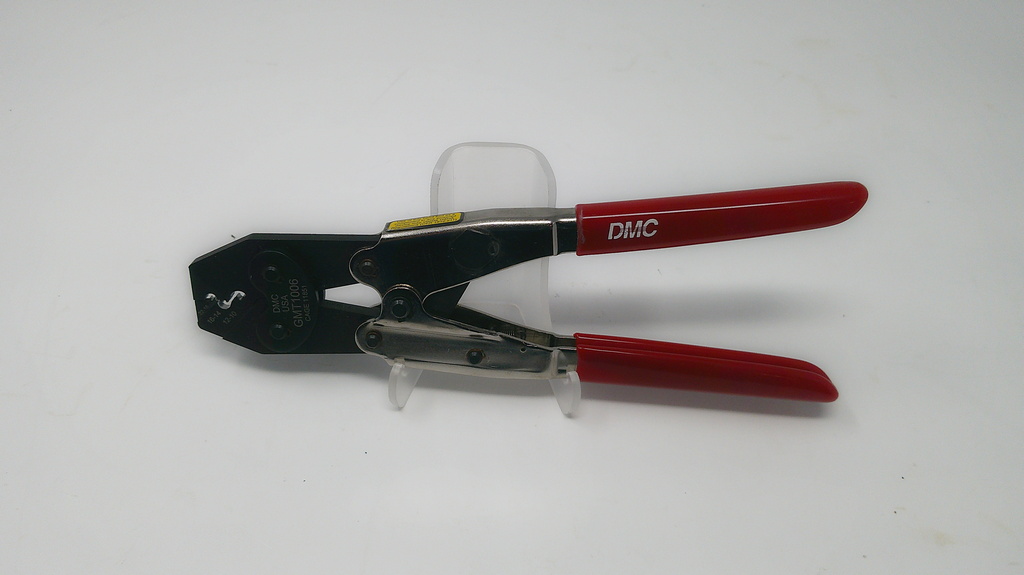 GMT1006 Crimp Tool Mfg. Daniels DMC Condition: New Surplus