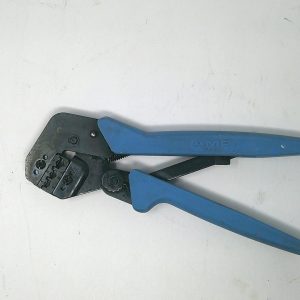 354940-1 Crimp Tool with 58423-1 Die Mfg.: AMP Cond.: Used