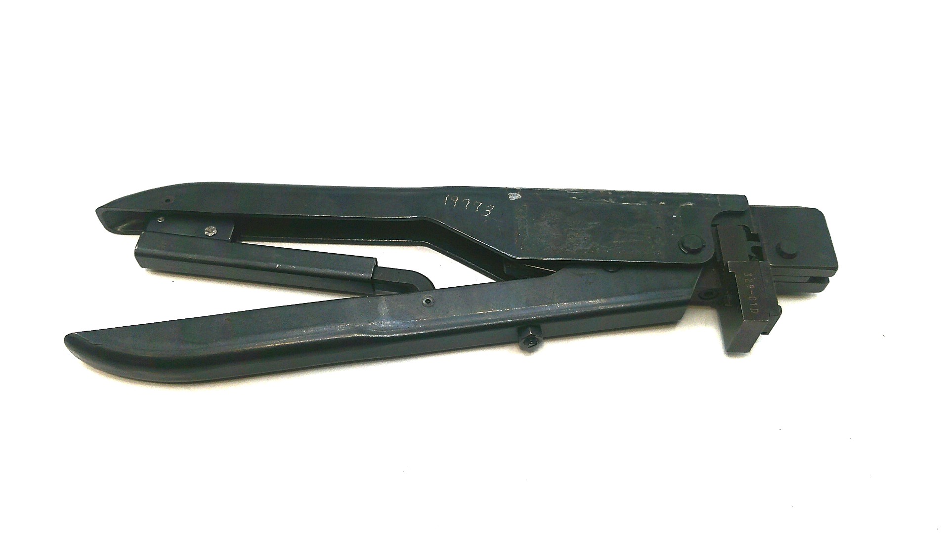 HT-151 Crimp Tool Mfg. Berg/DuPont Condition: Used - Image 2
