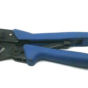 354940-1 w/ 91909-1 Crimp Tool Mfg. AMP/TE Condition: Used