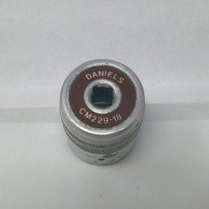 CM229-18 Adapter Tool Mfg: Daniels Condition Used