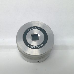 CM229L-32 Adapter Tool Mfg: Daniels Condition New Surplus